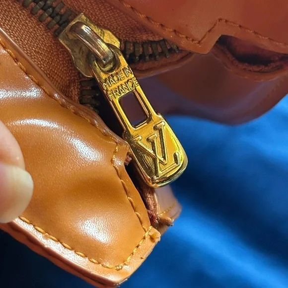 Amazon Tan Textured Tote Bag - Picture 11 of 16